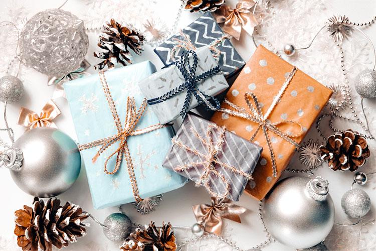 Celebrate the Season: Christmas in Oxfordshire, Buckinghamshire and Berkshire
